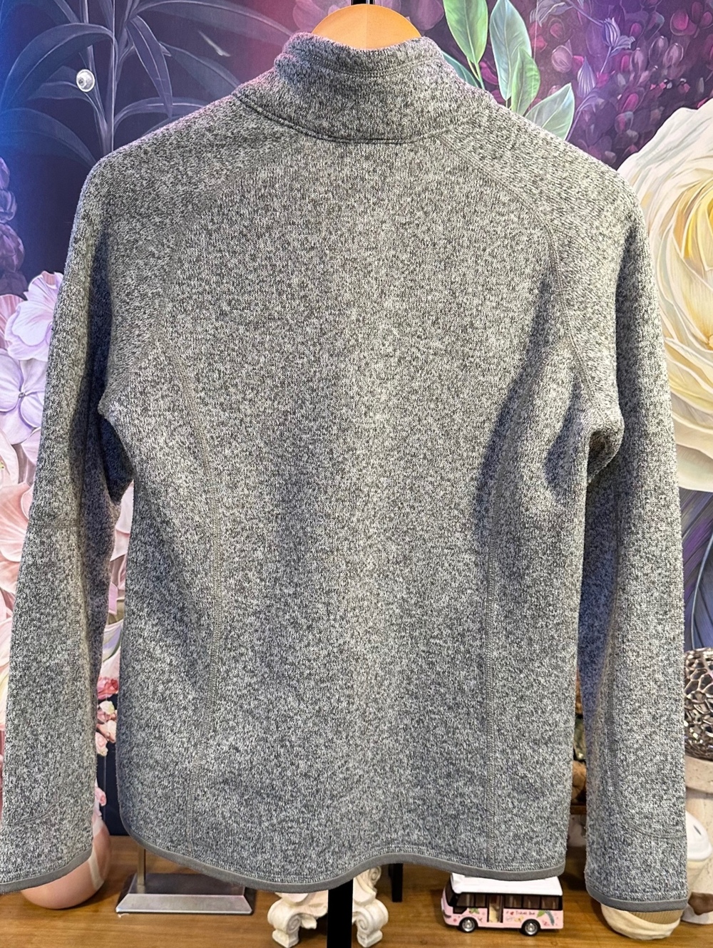 Patagonia M Fleece Pullover Women's Gray Sweater Knit Quarter Zip Fleece Outdoor - Picture 7 of 9